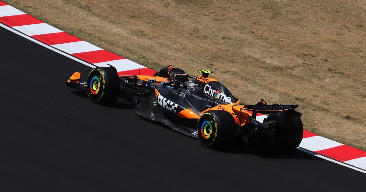 El McLaren de Lando Norris en pista